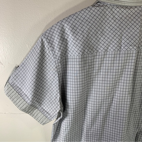 Men’s button-down shirt plaid short sleeve grid pattern white gray large stripes - Picture 6 of 8